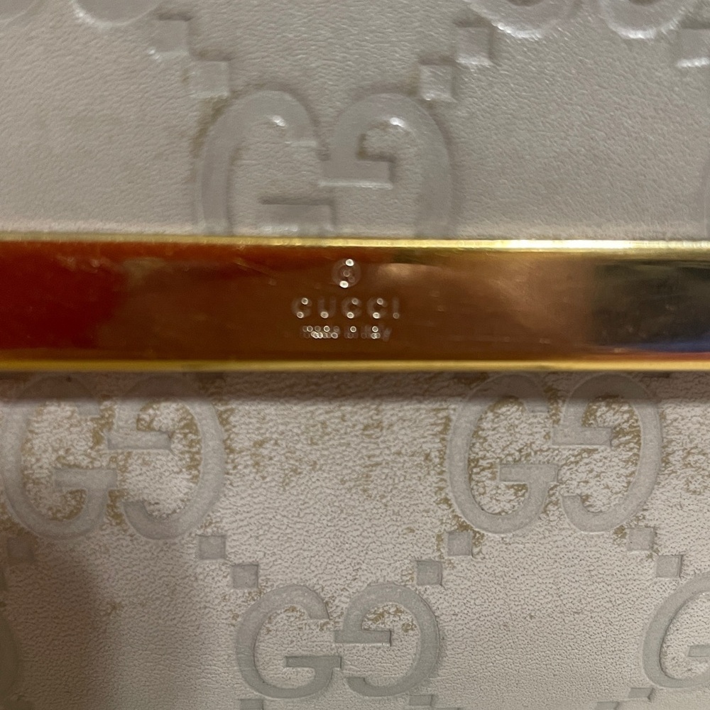 Gucci Embossed Leather Compact Wallet - Picture 2 of 15